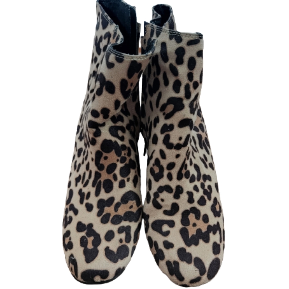 Time and Tru Leopard Booties